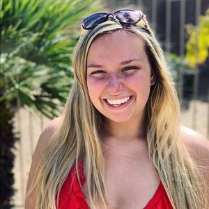 Meet your Posher, Cara